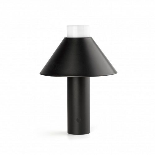 Φωτογραφία από FUJI Black portable lamp